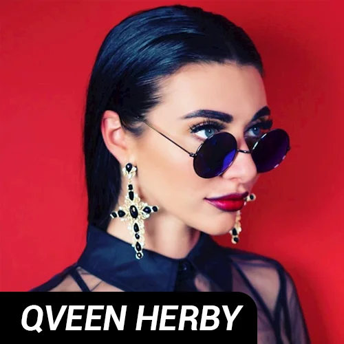Qveen herby on thematic